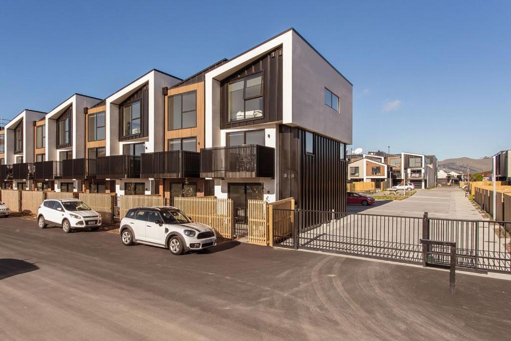 Stylish Brand New Sunny 3Bdrm 3Bth Garage Sleeps 6 Apartment Christchurch Exterior photo